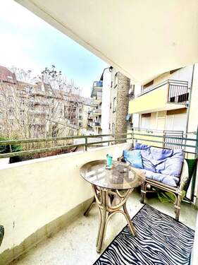 Balkon Hofseite - 3-Zimmer-Wohnung mit offenem Wohn-Küchenbereich, zwei Balkonen und Aufzug in Ludwigshafen-Friesenheim Nord