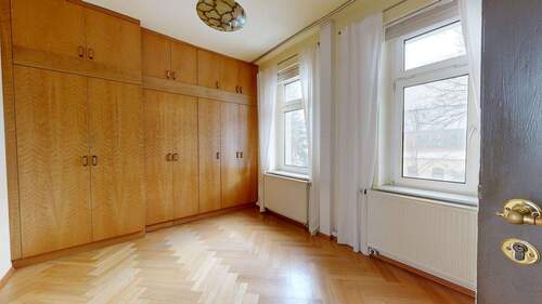 Büro 1. OG - Mehrfamilienhaus, Wohnhaus mit 197,70 m&sup2; in Leipzig zum Kaufen