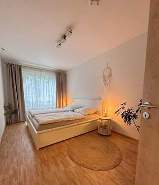 Schlafzimmer - 2 Zimmer Terrassenwohnung zum Kaufen in Karlsfeld