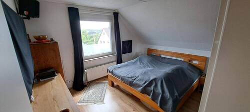 Schlafzimmer/ Kinderzimmer - 