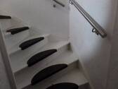 Treppe in die Wohnung - Etagenwohnung mit 45,00 m² in Heide zur Miete