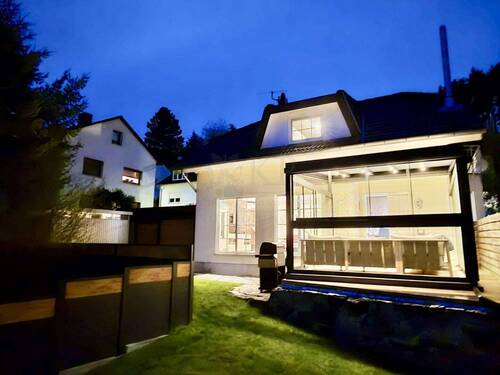 GARTENANSICHT BEI NACHT - 