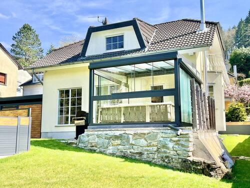 GARTENANSICHT - 3 Zimmer Einfamilienhaus in Eppstein