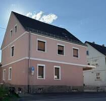 DIE GELEGENHEIT FÜR IHRE ALTERSVORSORGE --- TOP 7 FAMILIENHAUS ---- GUT VERMIETET ODER UMWANDLUNG IN EIGENTUMSWOHNUNGEN - Glauburg Stockheim