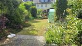 Terrasse mit Blick in den Garten - 