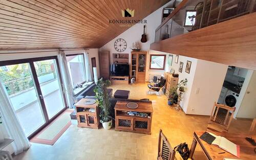 Blick in den Wohnbereich - 4 Zimmer Etagenwohnung zum Kaufen in Stuttgart / Vaihingen