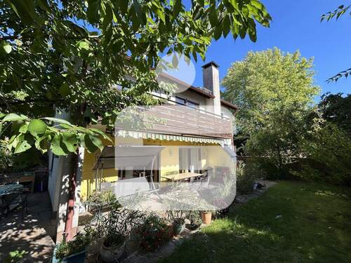 Titelbild - EFH mit Einliegerwohnung in Uttenreuth...Bevorzugte naturnahe Wohnlage mit Ausblick