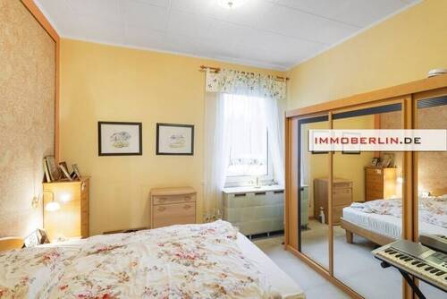 02 - 6 Zimmer Einfamilienhaus in Berlin