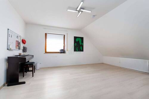 Kinderzimmer 3 OG - 