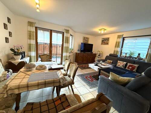 Wohn-Esszimmer - 3 Zimmer Etagenwohnung zur Miete in Kappel-Grafenhausen