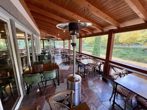 Terrasse - 1 Zimmer Mehrfamilienhaus, Wohnhaus in Bad Salzdetfurth