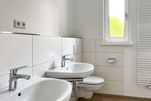 Großes klassisches Badezimmer - 