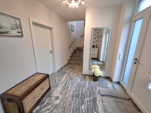 Eingangsbereich EG - 