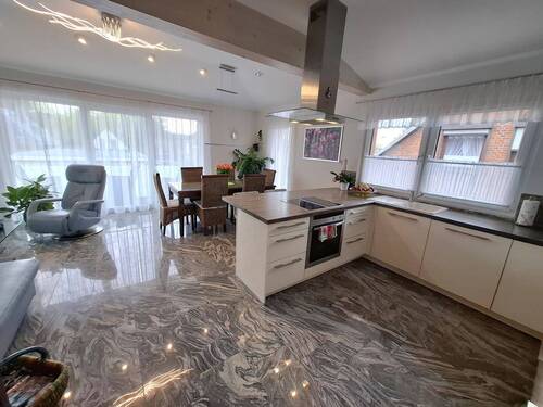 Küche / Wohn-/Essbereich - 