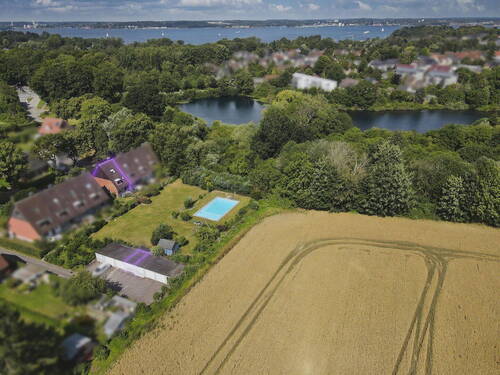 Lage mit Garagenhof - RESERVIERT! Reihenendhaus in Top-Lage mit Gemeinschaftspool in Alt-Heikendorf