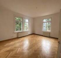 Weimar* Nordvorstadt* großzügige 3 Zimmer-Whg* Tageslichtbad* G-WC* EBK abkaufbar