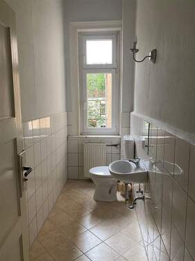 G-WC - 