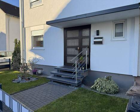 1.JPG - Viernheim: gepflegte Doppelhaushälfte mit kleinem Garten in guter Lage