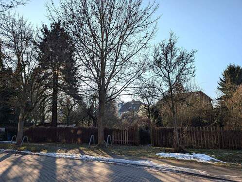 Straßen/Ostseite - Grundstück in Lutherstadt Wittenberg