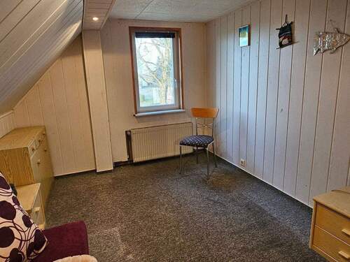 Zimmer 1.1 im DG.jpg - 