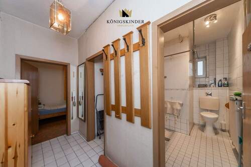 Flur - 3 Zimmer Etagenwohnung in Stuttgart