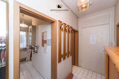 Eingangsbereich - Etagenwohnung mit 54,00 m&sup2; in Stuttgart zum Kaufen