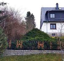 Doppelhaushälfte in idealer Lage mit großem Grundstück - Bösenbrunn/Schönbrunn