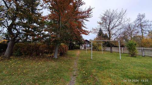 Garten mit Terrasse - 5 Zimmer Doppelhaushälfte in Bösenbrunn/Schönbrunn
