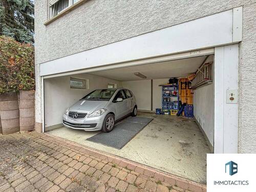 Garage - 