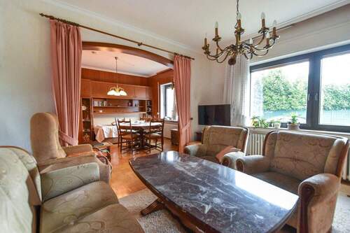 Wohnzimmer - 6 Zimmer Doppelhaushälfte zum Kaufen in Essen / Altenessen-Nord