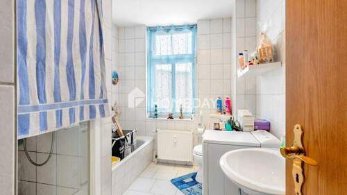 Wohnung 01 Badezimmer 1 - 