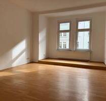 Großzügige 3-Zimmer-Wohnung mit Balkon und Garage im Herzen von Gera