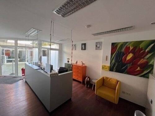 Empfangsraum - Freundliche Gewerberäume im Herzen Krefelds - provisionsfrei!