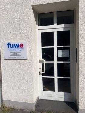 Haupteingangstür - 3 Zimmer Büro zur Miete in Krefeld