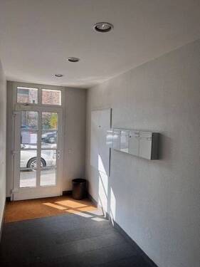 Fluransicht Treppenhaus - 3 Zimmer Büro in Krefeld