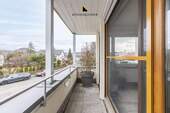 Balkon mit Aussicht über Reutlingen - 