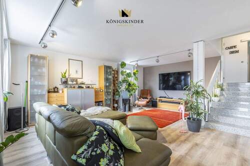 Wohnbereich - Etagenwohnung mit 139,00 m&sup2; in Reutlingen zum Kaufen