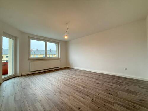 image00125 - Preistipp! Geräumige 2-Zimmer-Whg mit Balkon in gedämmtem Haus