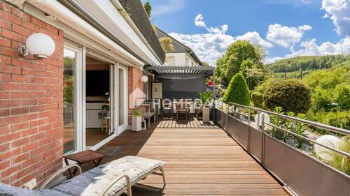 Balkon 2 - Besondere Eigentumswohnung mit Reihenhausgefühl und exklusiven Details