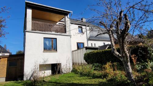 Ansicht vom Garten - Doppelhaushälfte mit 90,00 m² in Rodewisch zum Kaufen
