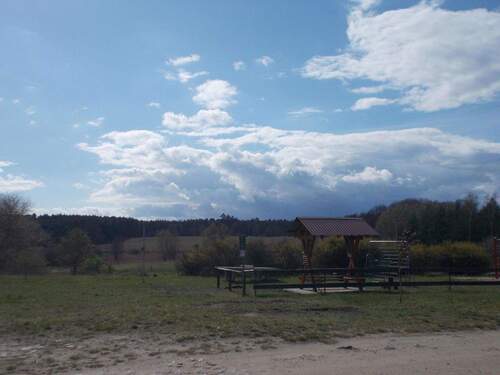 Blick vom Dorf zum Forsthaus - 