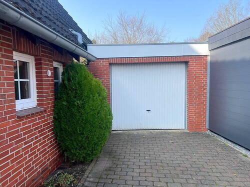 Garage mit Werkstatt - 
