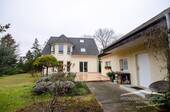 Haus mit Gästehaus - 