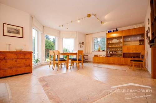 Wohn und Esszimmer (1) - 6 Zimmer Einfamilienhaus zur Miete in Berlin