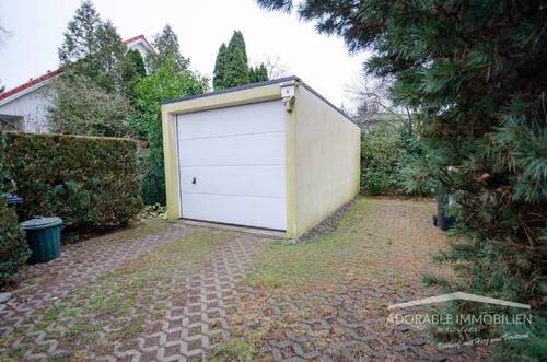 Garage - 