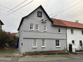 Hausansicht - Zweifamilienhaus in Gleichamberg