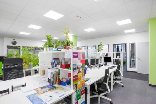 Fix Desk im Open Space - 