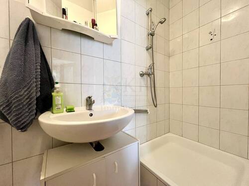 DUSCHBAD IN DER ELW - 