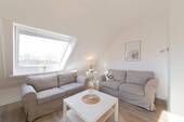 Wohnzimmer Wohnung DG - 5 Zimmer Etagenwohnung zum Kaufen in Scharbeutz