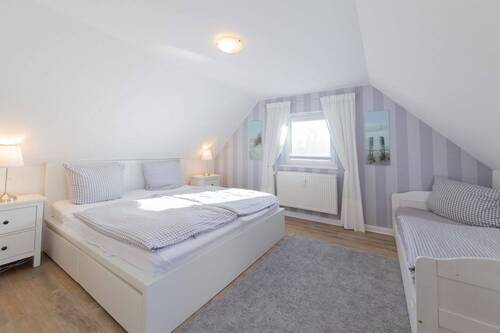 2. Schlafzimmer Wohnung DG - 